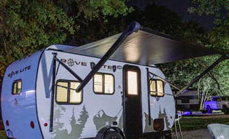 Camping near Cozy Corner RV Park: Bucksaw, Harry S. Truman Lake, Missouri