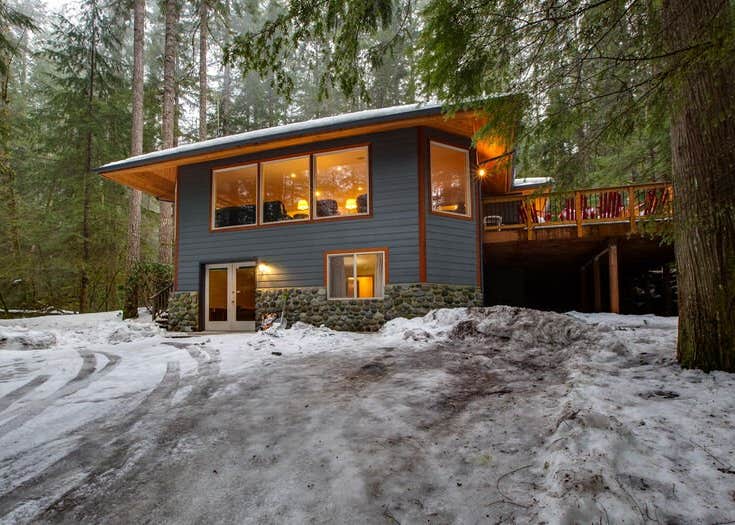 Snowline Cabin 29 Mt. Baker Lodging Camping The Dyrt