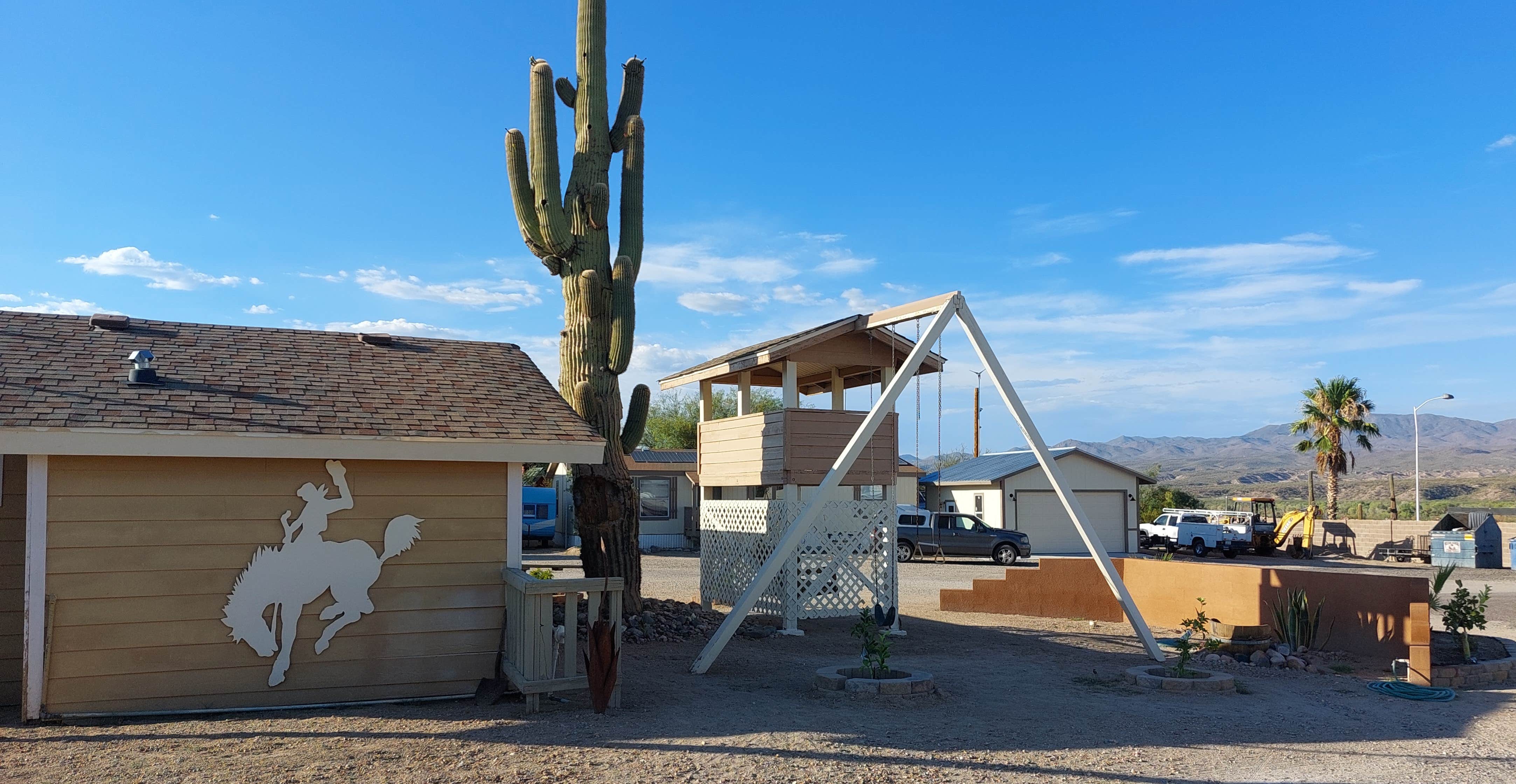 Camper submitted image from Dazzo's Desert Oasis RV Park - 1