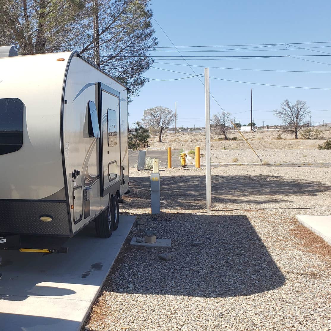 Military Park Barstow Marine Corps Logistics Base Oasis RV Park