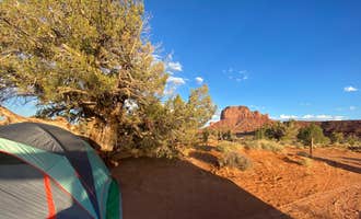 Camping near The View Campground: Sleeping Bear Campground, Monument Valley, Utah