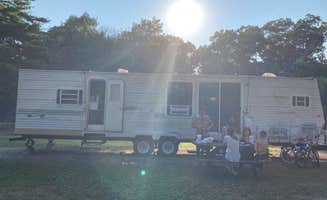 Leslie G.'s photo of rv camping at Riverside Park near Clinton, IL