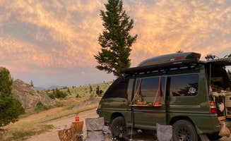 Alyssa L.'s photo of camping with pets at Revenue Flats near Ennis, MT