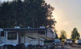 Camping near Spacious Skies Belle Ridge: Paradise on the Mountain RV Park, Crossville, Tennessee
