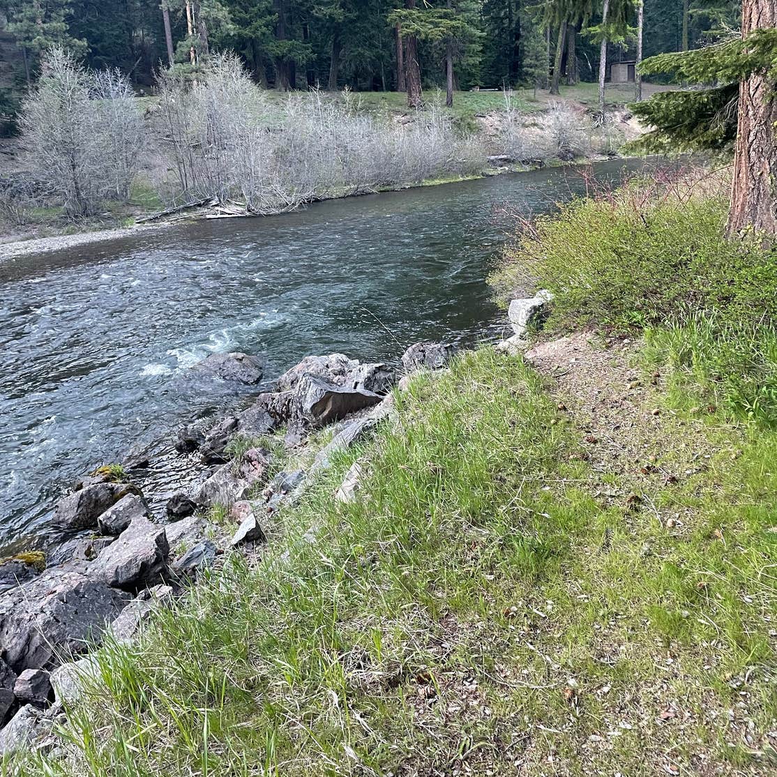 Clear Lake North Campground Naches, WA