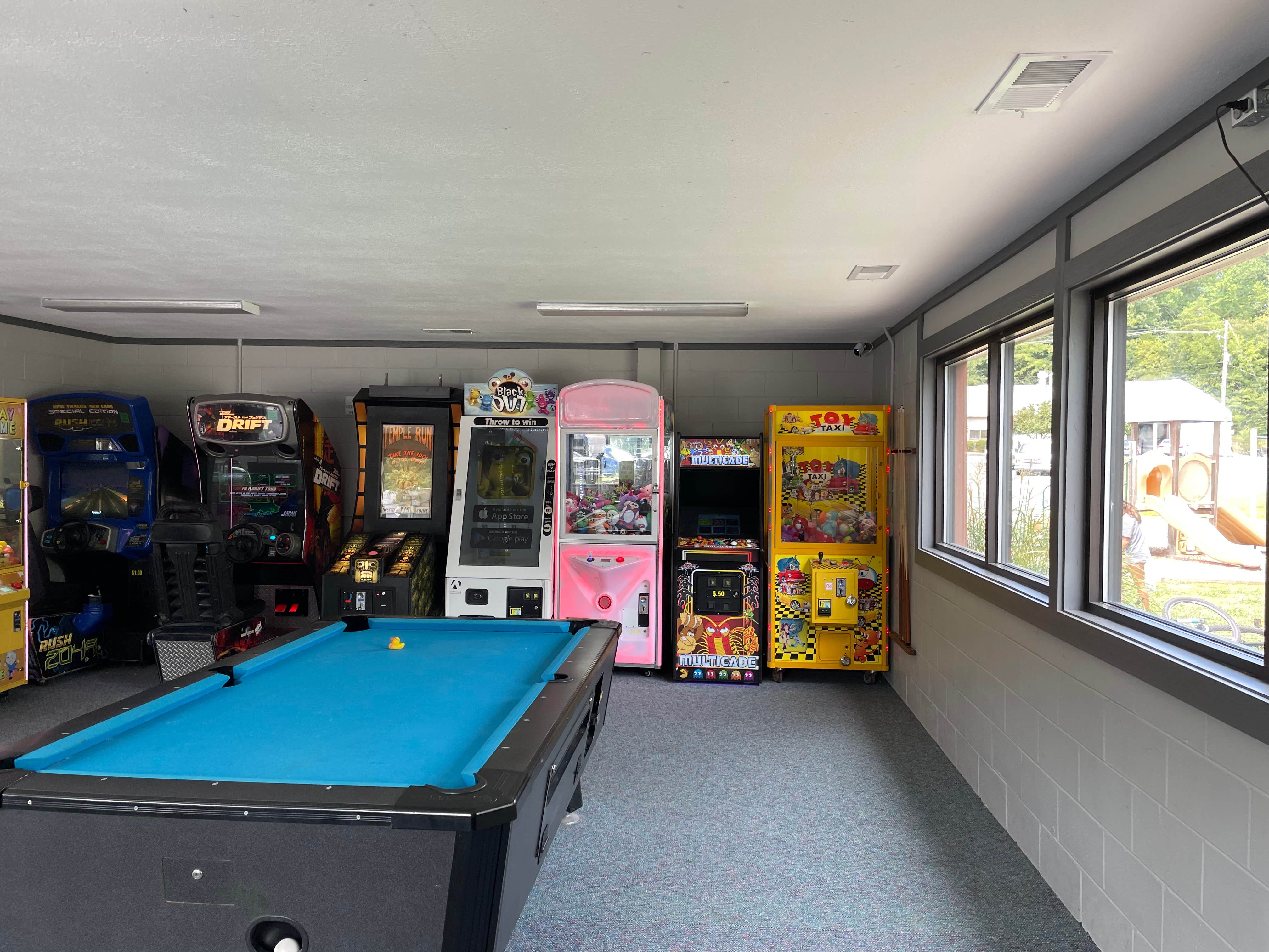 Camper submitted image from Sun Outdoors Sevierville Pigeon Forge - 3