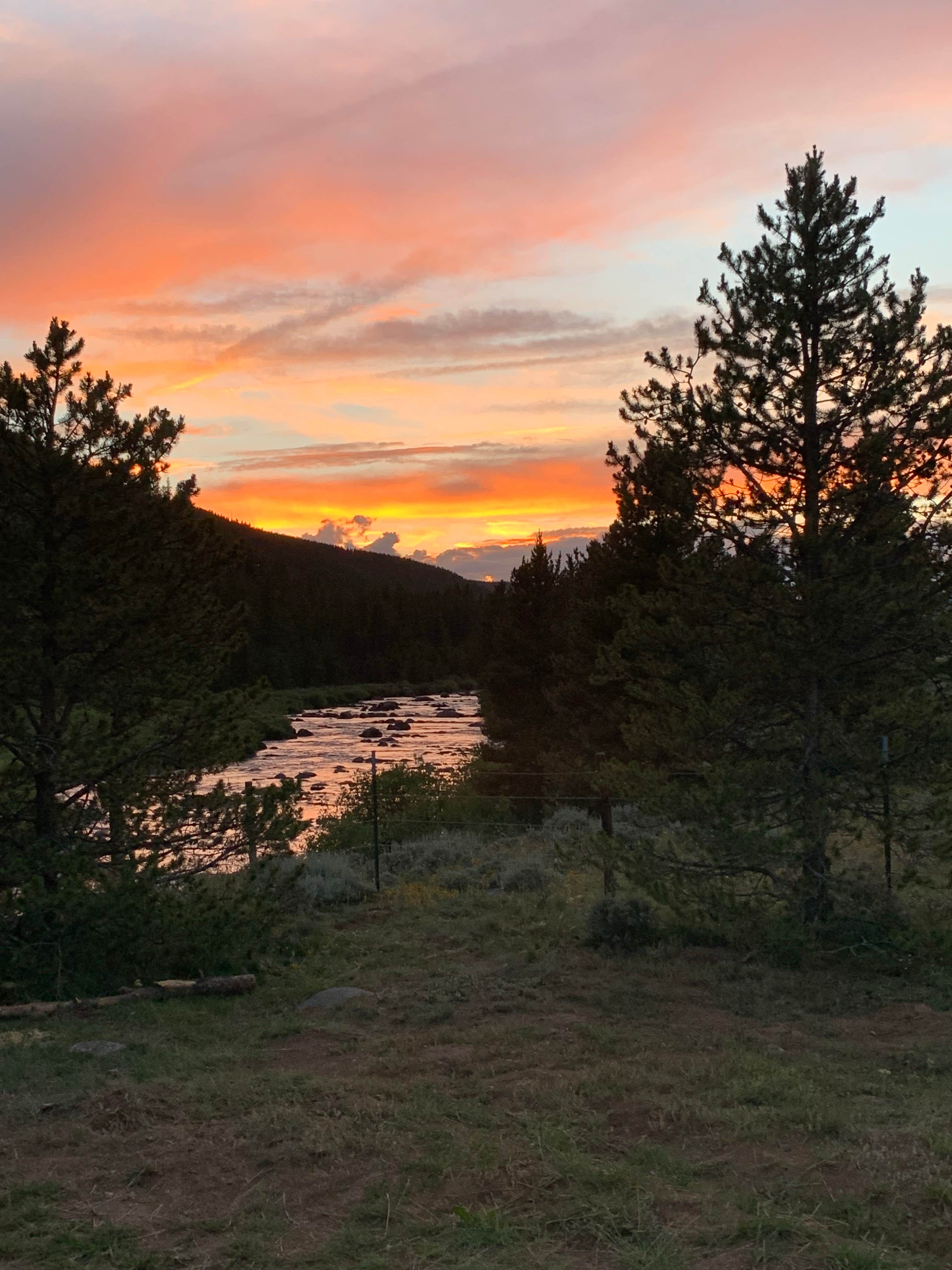 Escape To Serenity: Colorado’s Dinner Station Campground – Your Gateway To Adventure