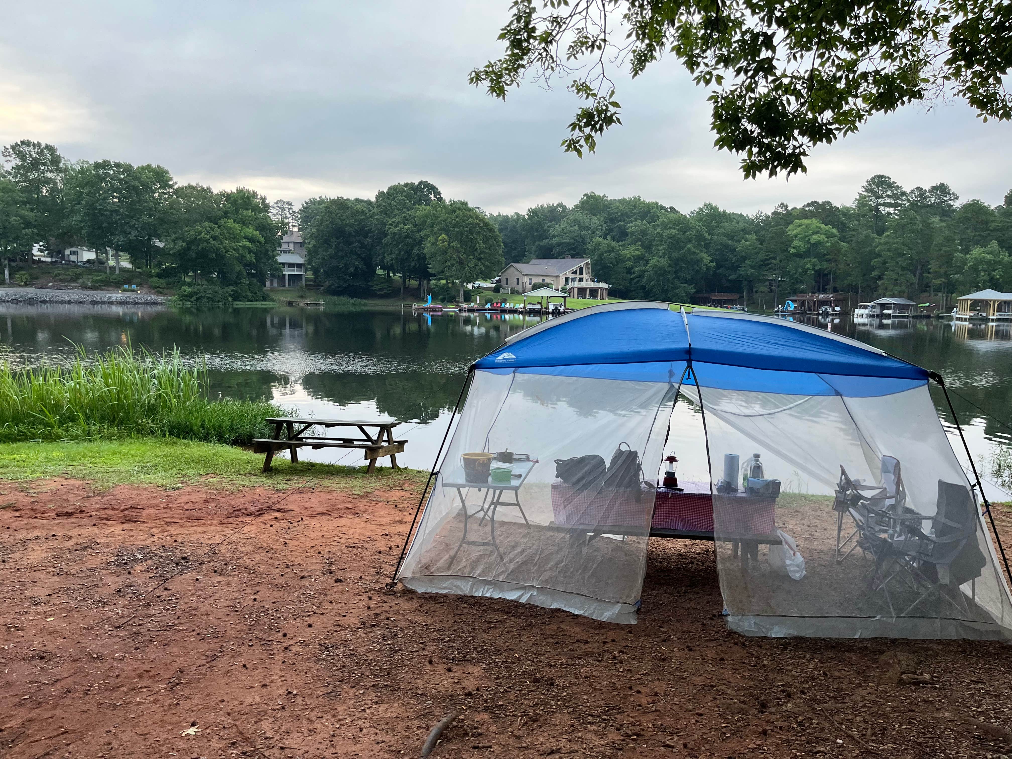 Campgrounds near outlet lake gaston