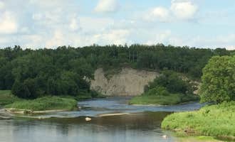 Camping near Thief River Falls Tourist Park: Voyageur's View Campground, Tubing & Kayaking, Fertile, Minnesota
