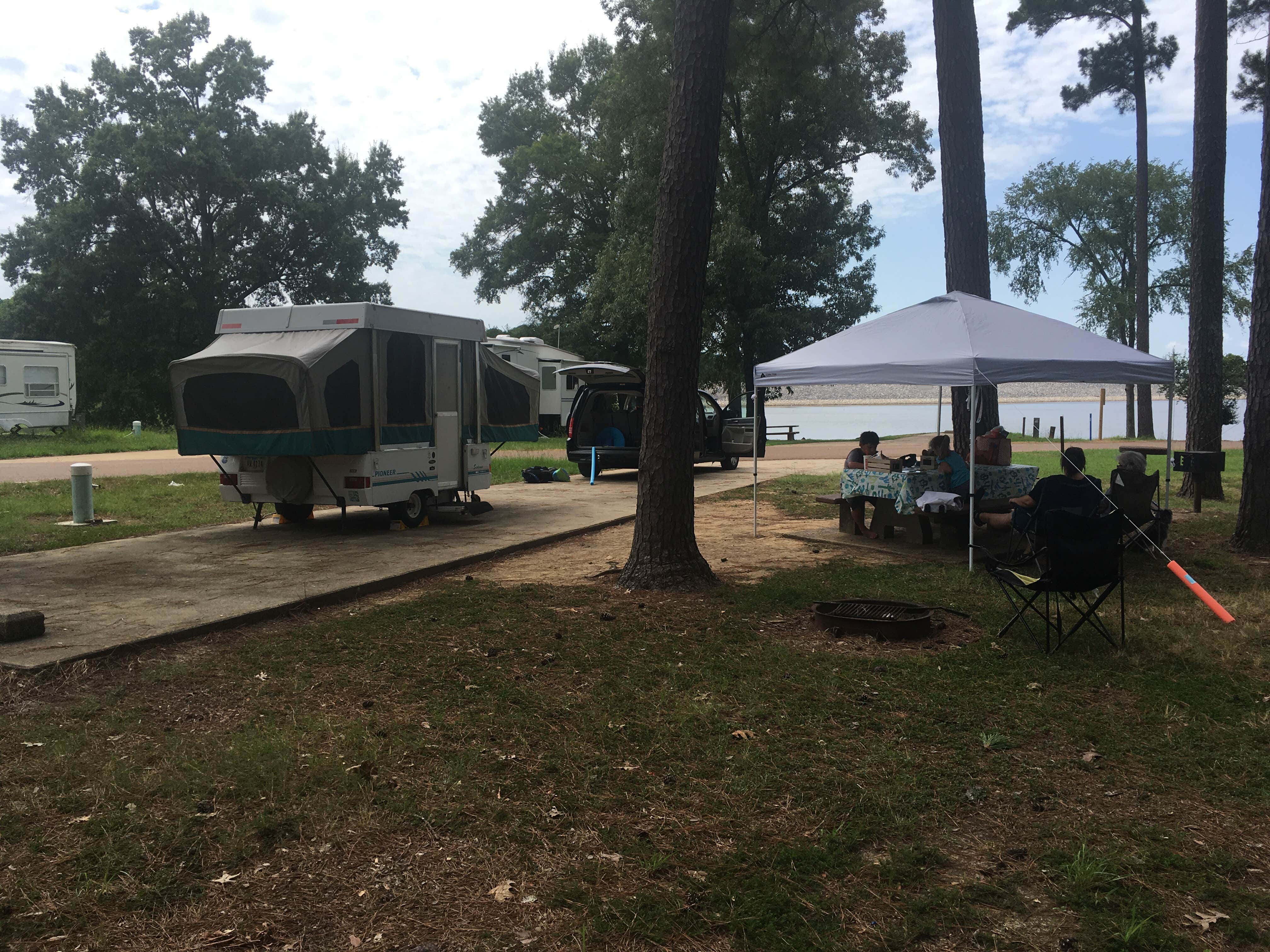 Camper submitted image from Persimmon Hill(enid Lake) - 5