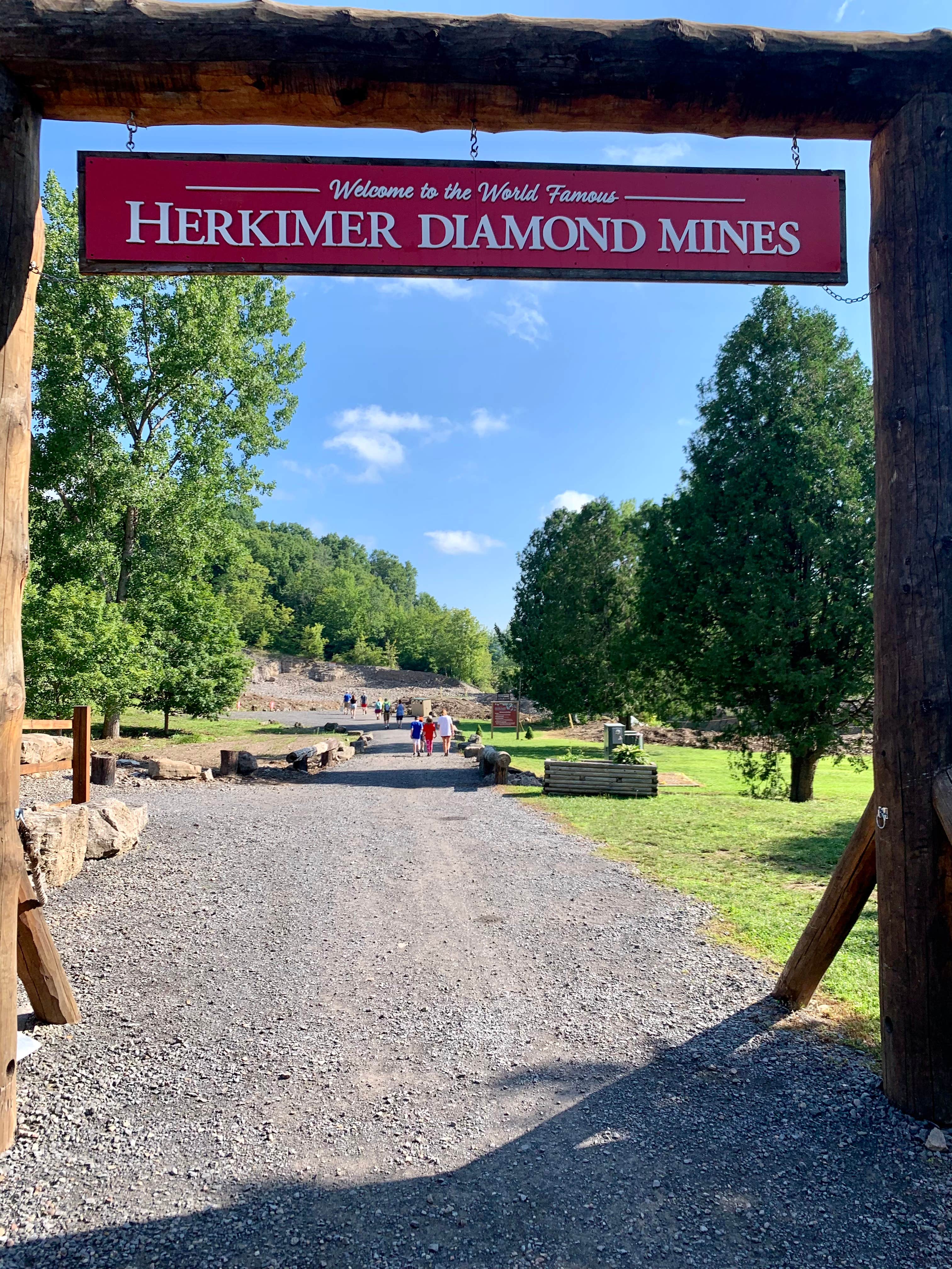 Camper submitted image from Herkimer Diamond Mine KOA - 5