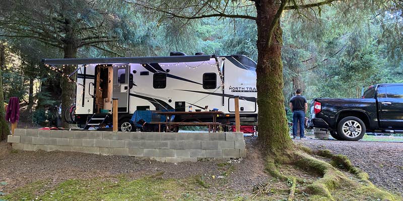 Camper submitted image from Camper Cove RV park