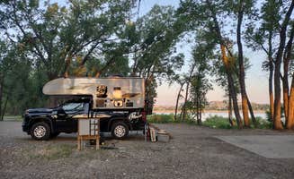 Mark & Kelly G.'s photo of rv camping at Intake Dam near Glendive, MT