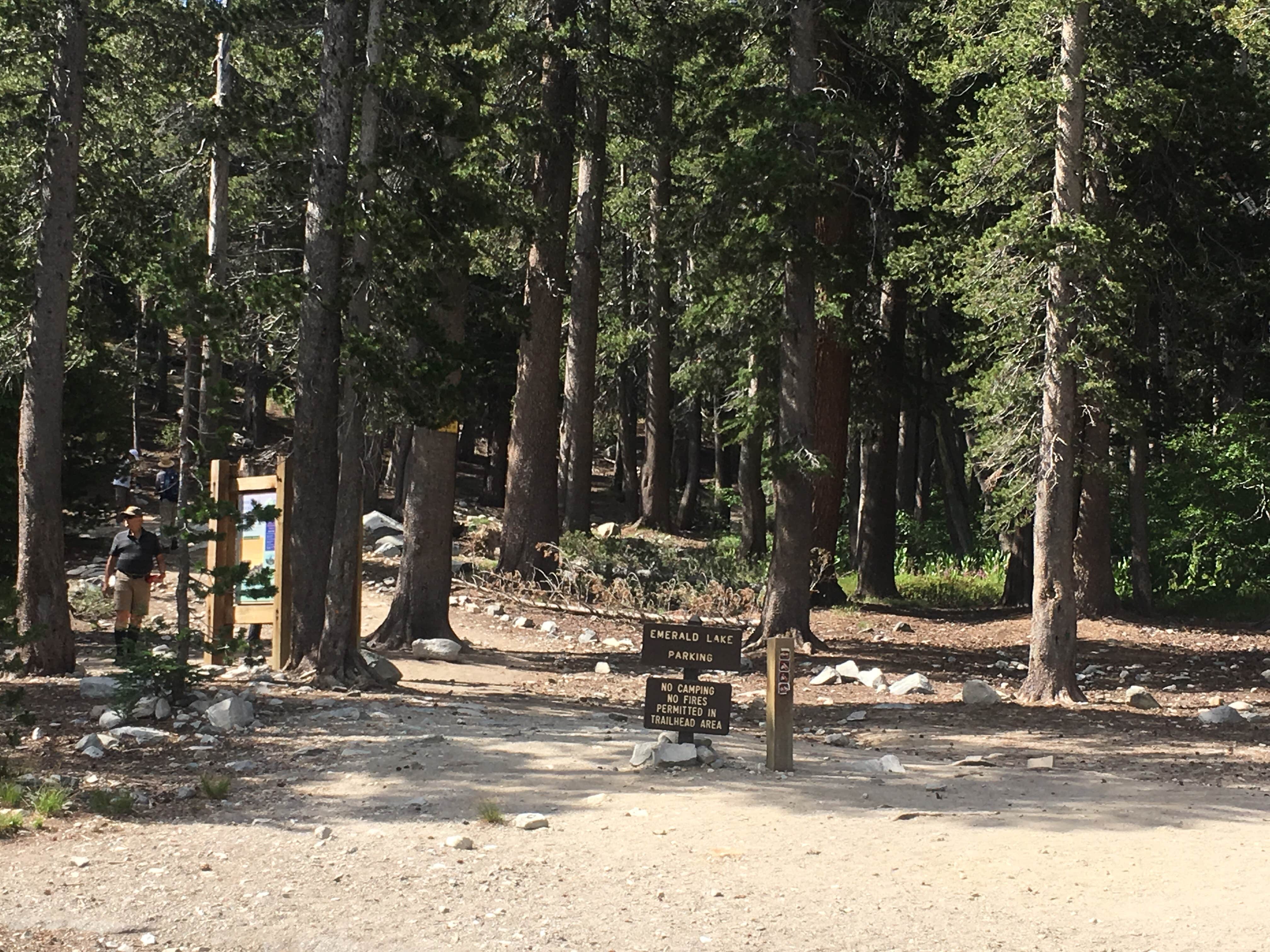 Emerald lake Trail head at the top of coldwater campground