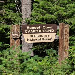 Public Campgrounds: Sunset Cove Campground