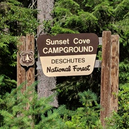 Public Campgrounds: Sunset Cove Campground