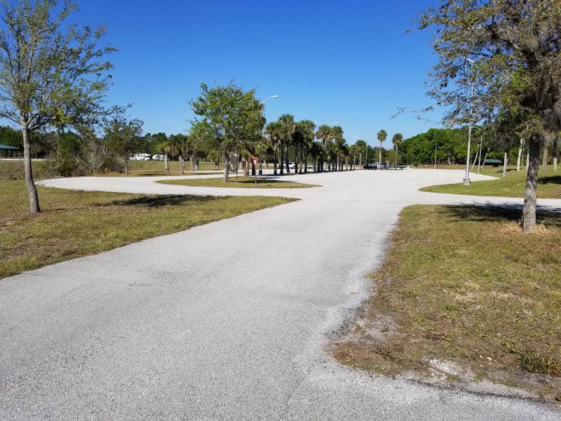 Camper submitted image from Istokpoga Canal Boat Ramp And Campsite - 3