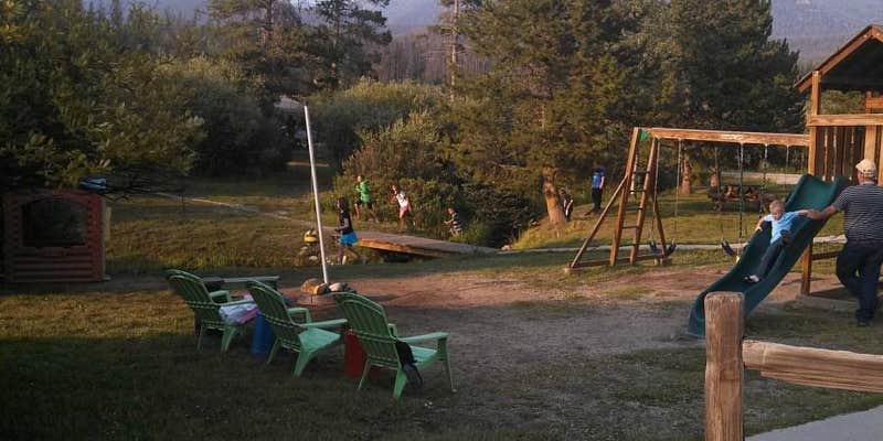 Camper submitted image from Elk Creek Trailers