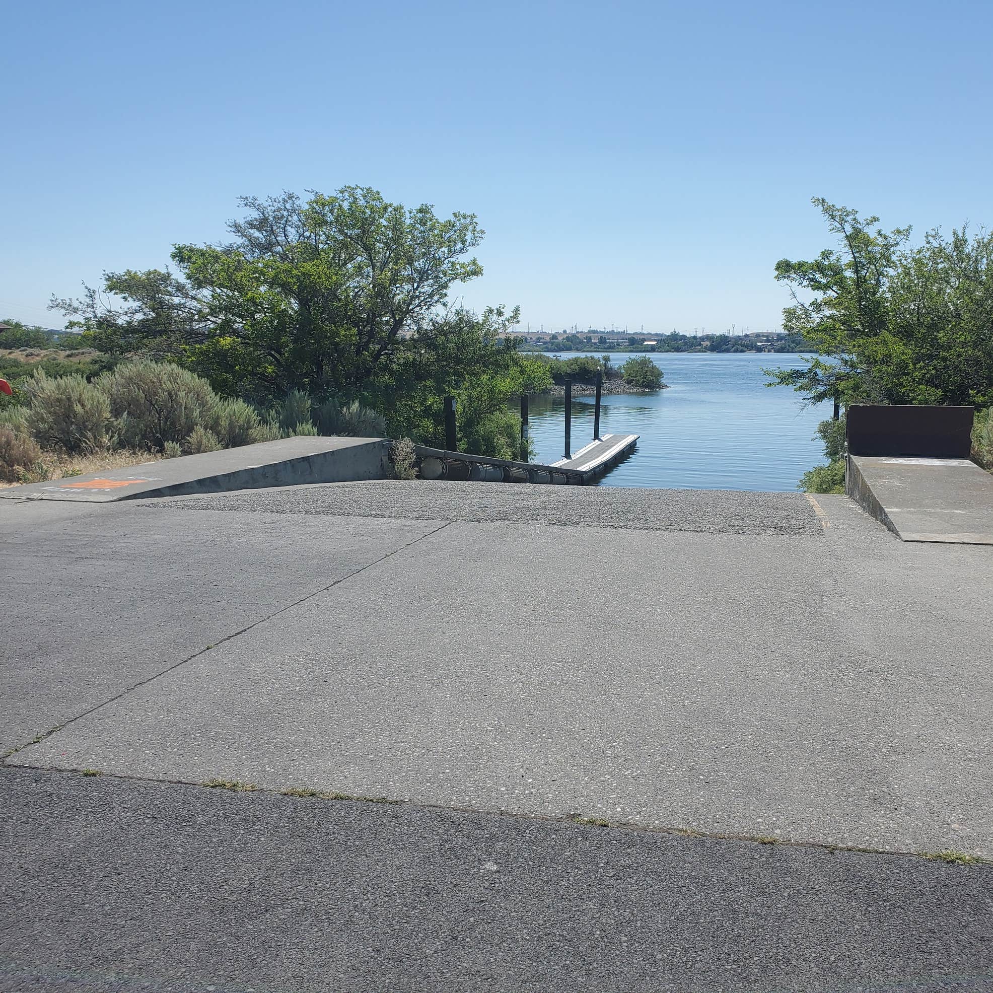 COE John Day Lock & Dam / Lake Umatilla Plymouth Park Campground