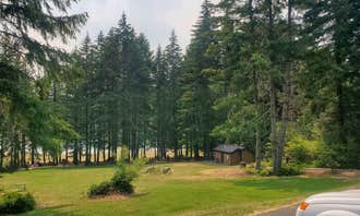 Camping near Tiller RV Park: Chief Miwaleta RV Park & Campground, Canyonville, Oregon