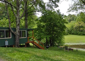 Ravens Retreat Hocking Hills Primitive Camp Sites & Pollinator Tiny Home Treehouse Glamping Site
