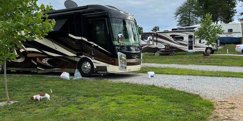 Camper submitted image from GrandView CampResort & Cottages