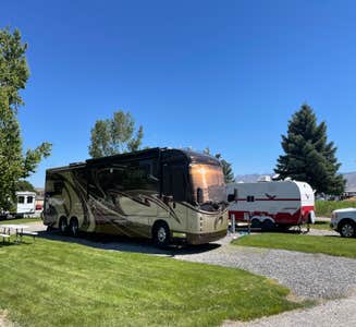 Camper-submitted photo from Traveland RV Park