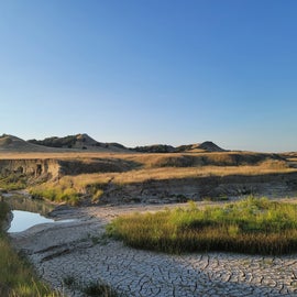 early morning view of the sage creek bed