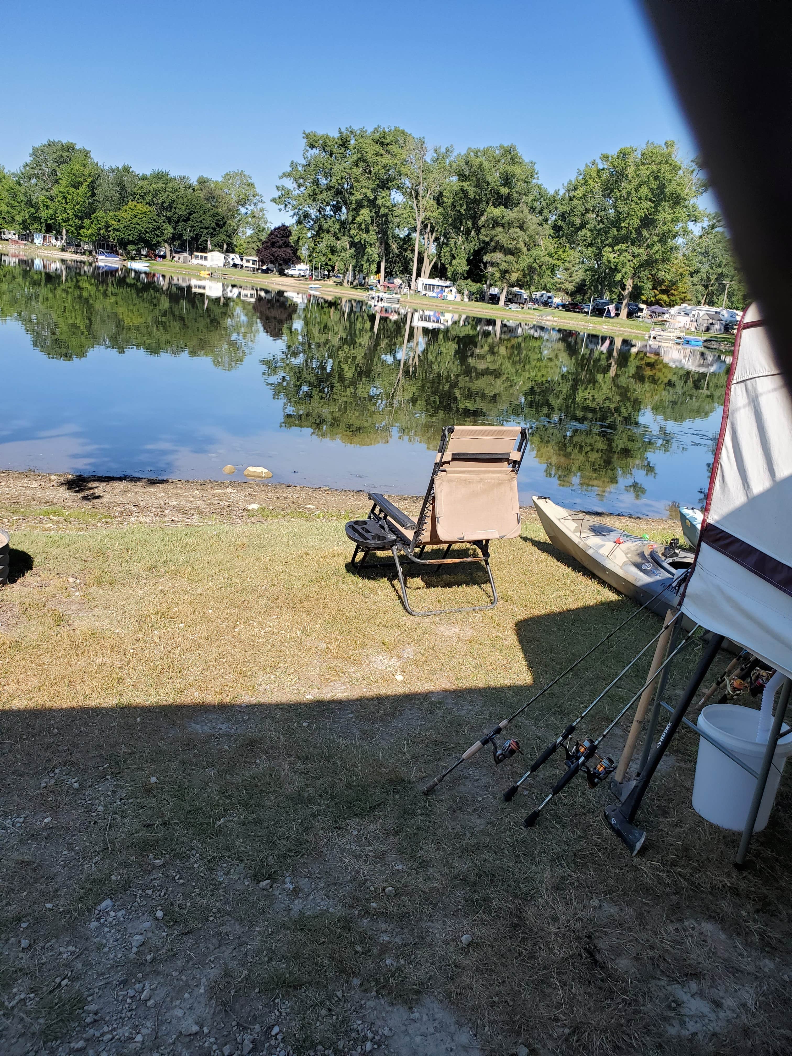 Haas Lake Park RV Campground | New Hudson, MI