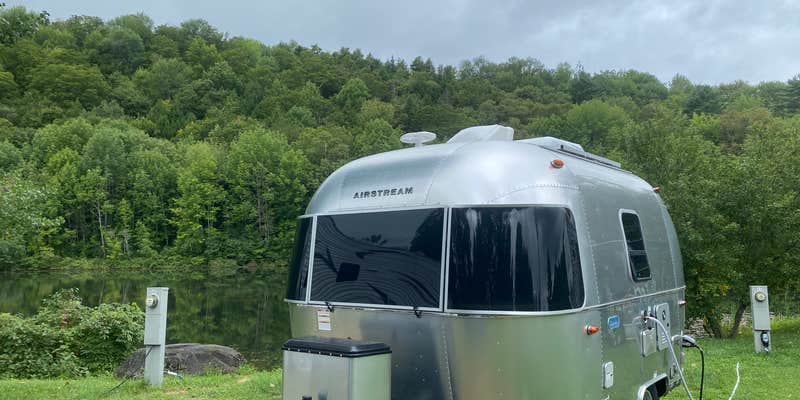 Camper submitted image from Limehurst Lake