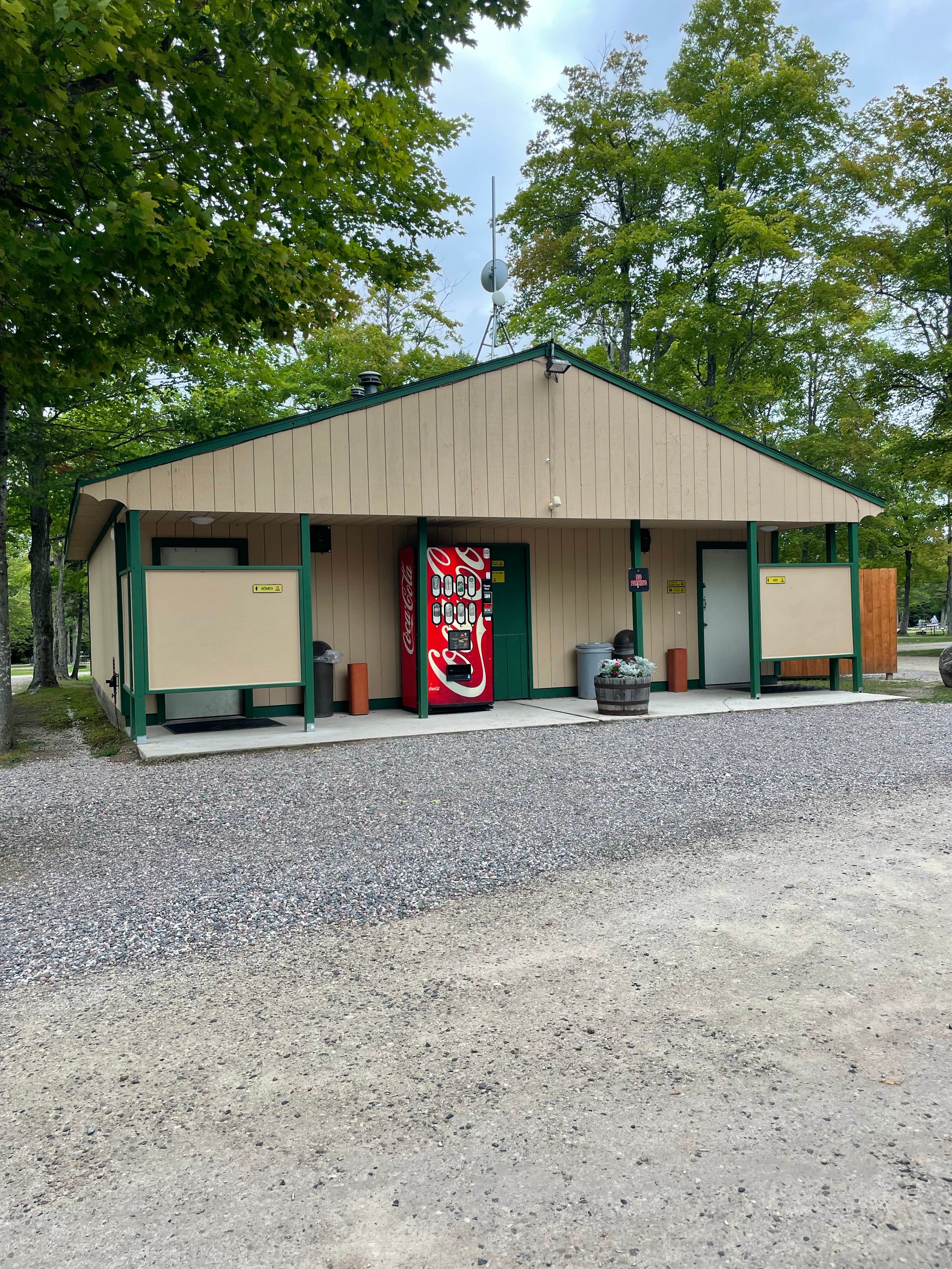 Camper submitted image from St. Ignace-Mackinac Island KOA - 4