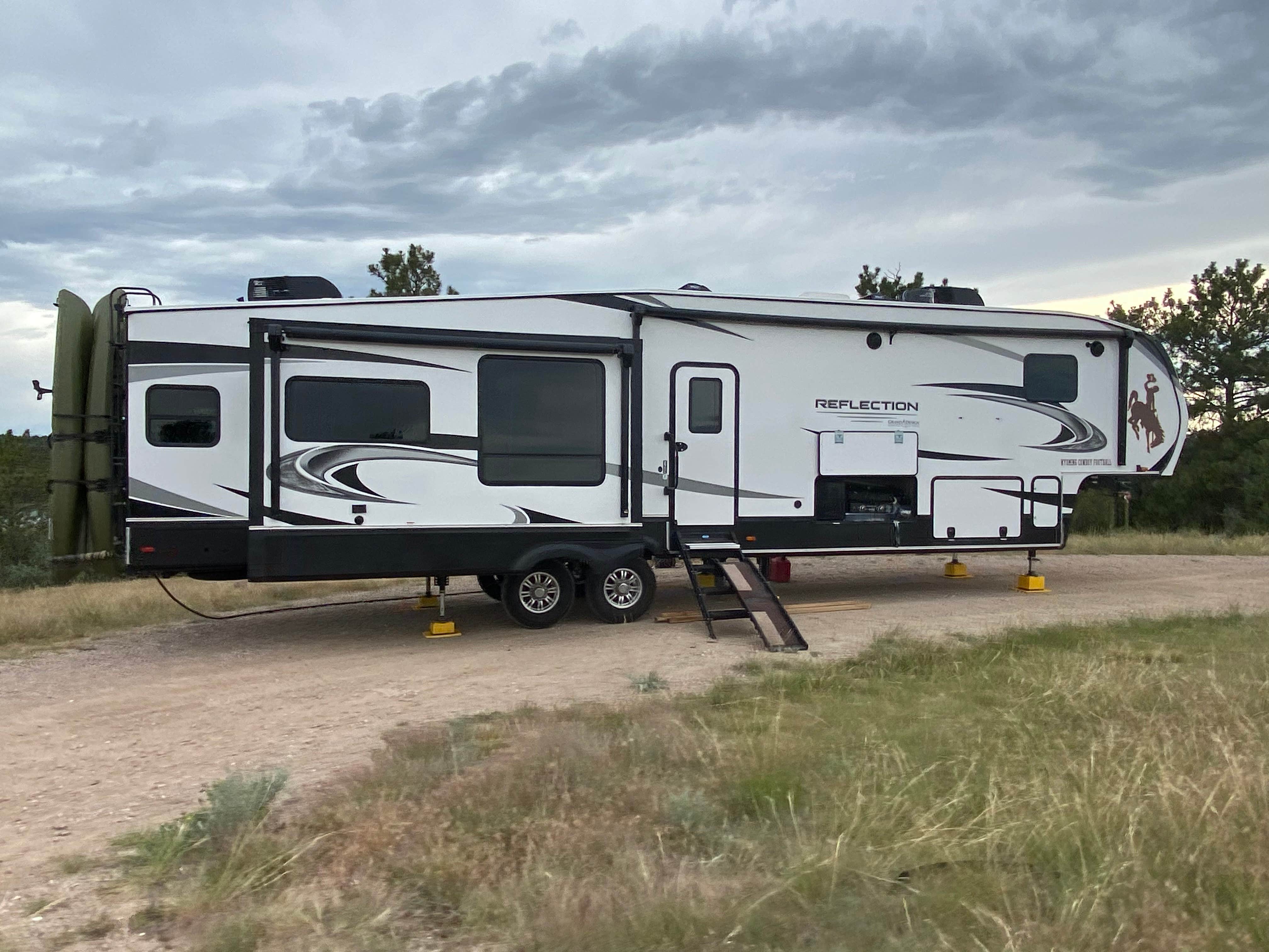 Shannon G.'s photo of rv camping at Red Hills Campground — Glendo State Park near Hartville, WY