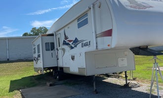 Camping near Agricenter RV Park: Southaven RV Park, Southaven, Mississippi