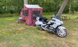 Camping near Potowatomi Campground — Kankakee River State Park: Lake Alexander RV Park, Lake Village, Illinois