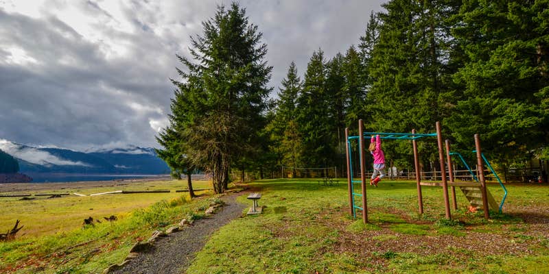 Camper submitted image from Detroit Lake State Recreation Area Campground