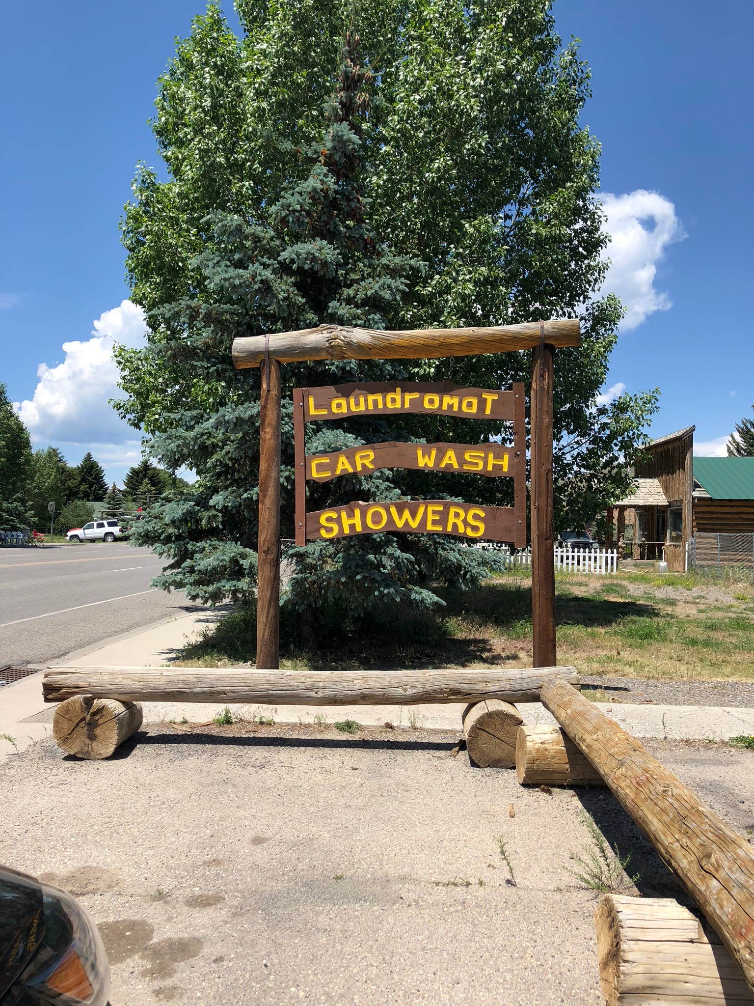 Camper submitted image from Pinnacles Campground - Brooks Lake - 4