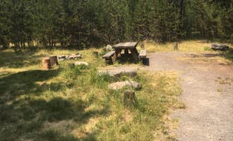 Camping near Christmas Valley Base Camp: Corral Springs Campground, Chemult, Oregon