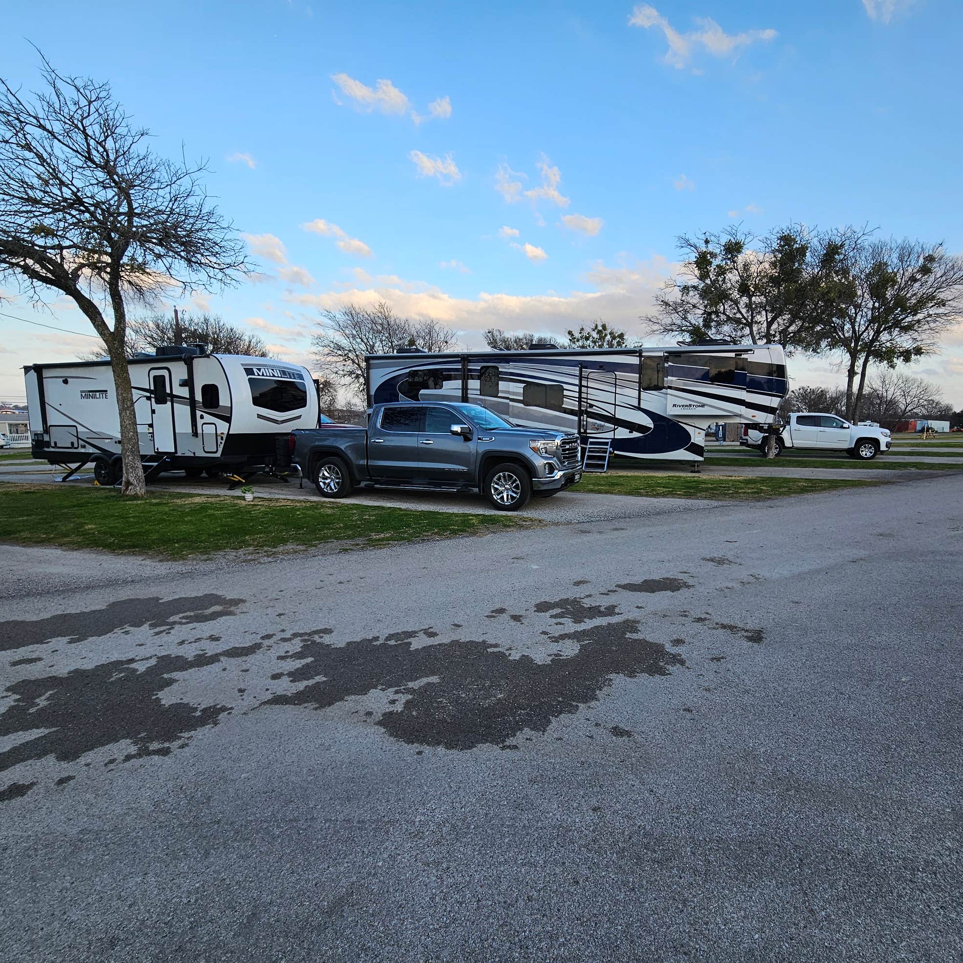 American RV Park | Corsicana, TX