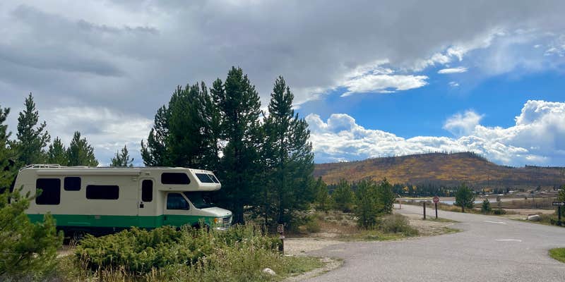 Camper submitted image from Arapaho National Forest Stillwater Campground