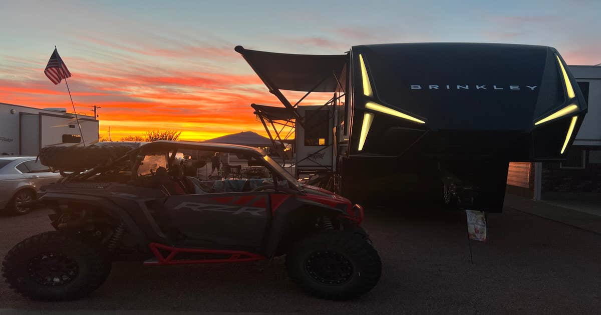 Arizonian Travel Trailer Resort