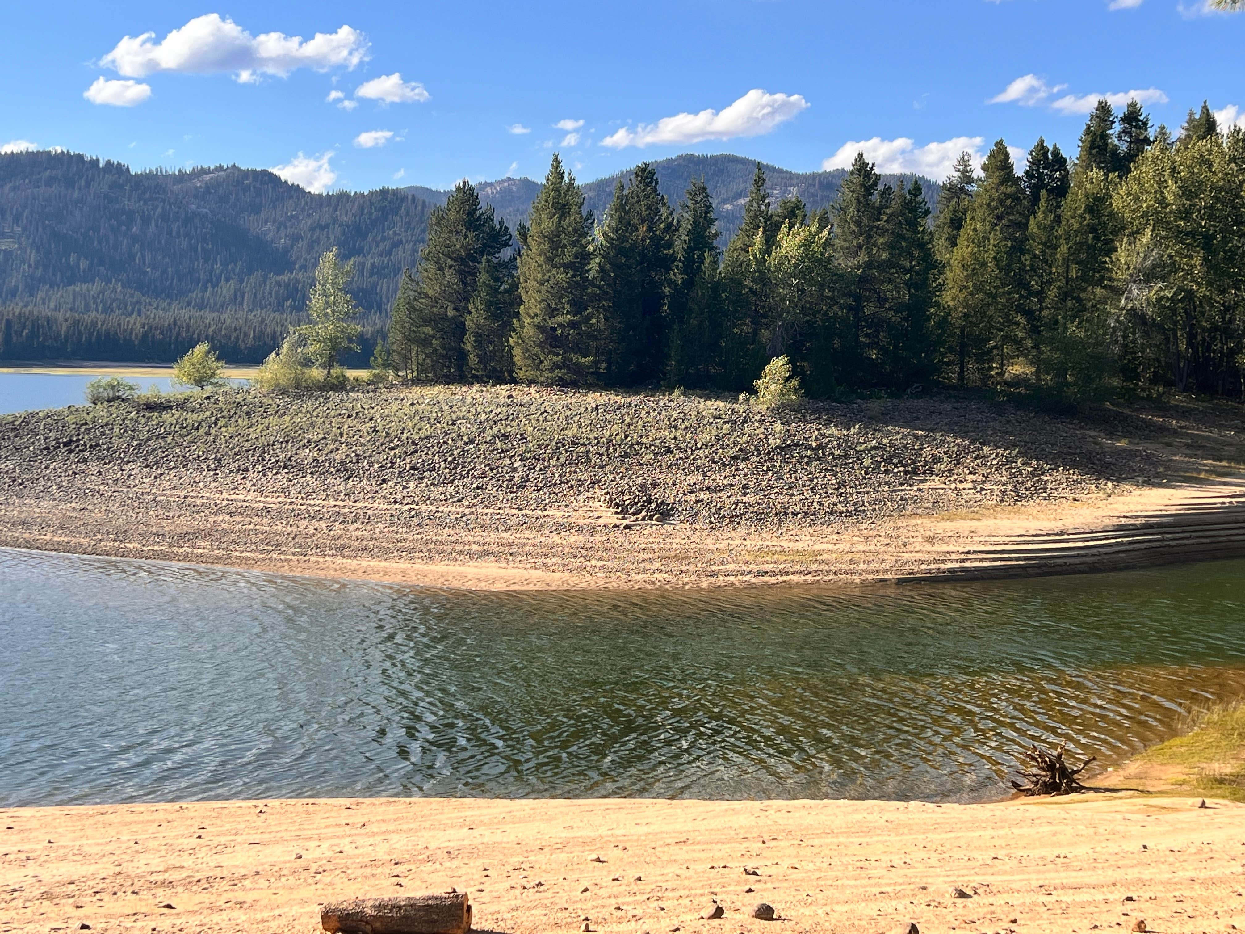 Camper submitted image from Barney’s Campground - 5