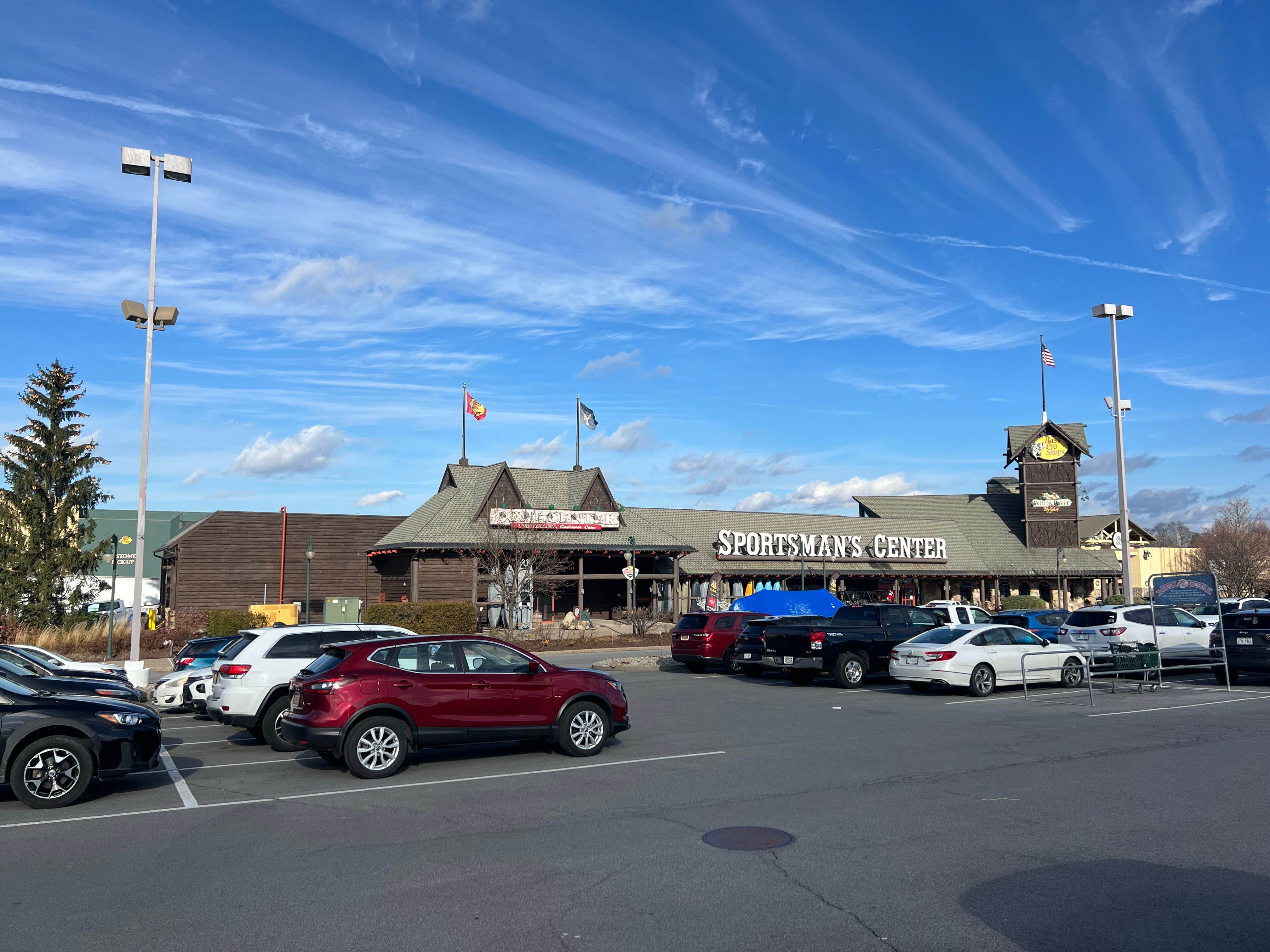 Bass Pro Shops Auburn, NY