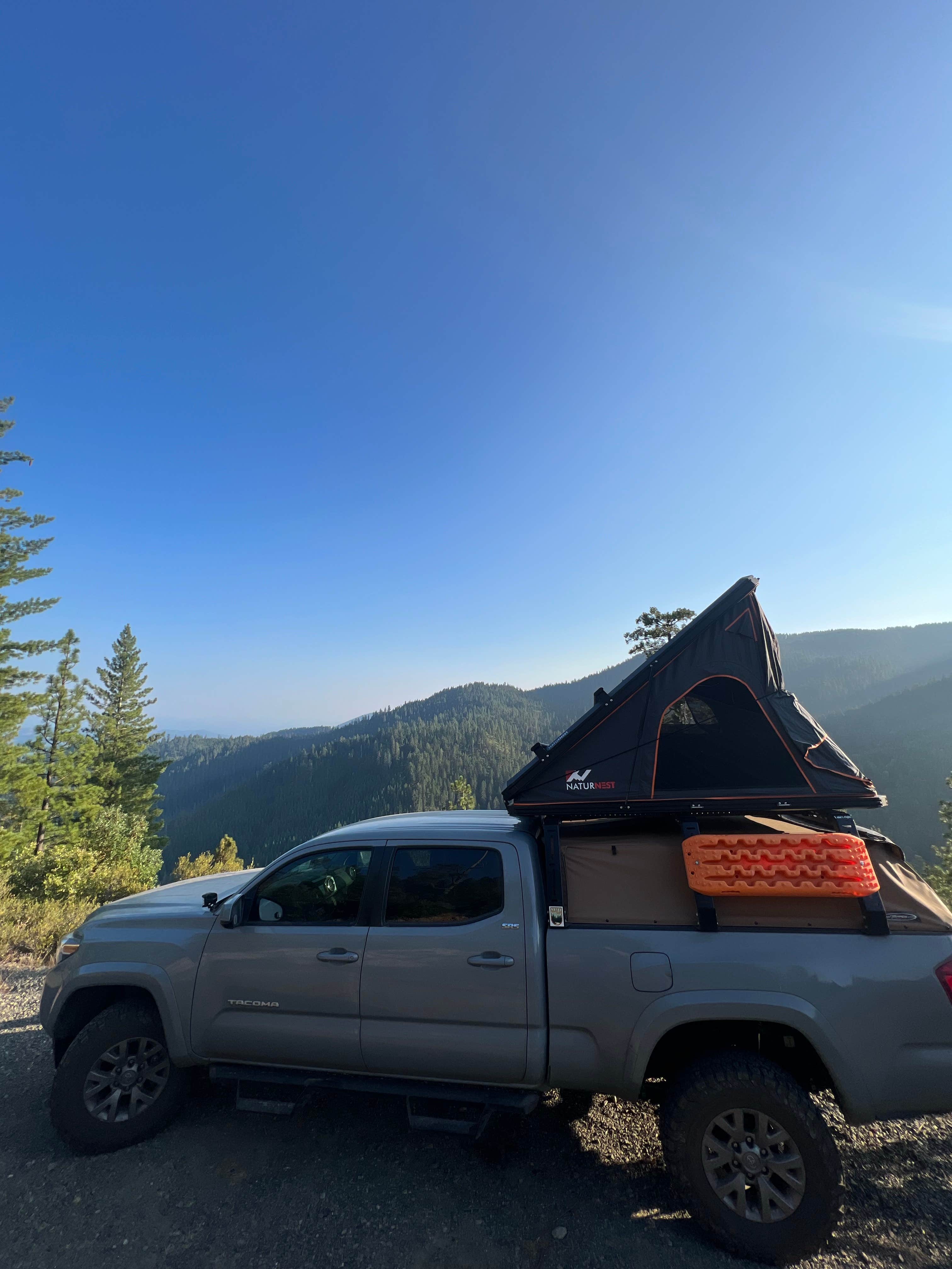 Camping near Rocky Riffle: Beautiful Dispersed View off Fire Rd, Selma, Oregon