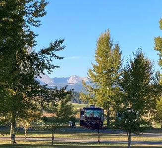 Camper-submitted photo from Bernie & Sharons Riverfront RV Park