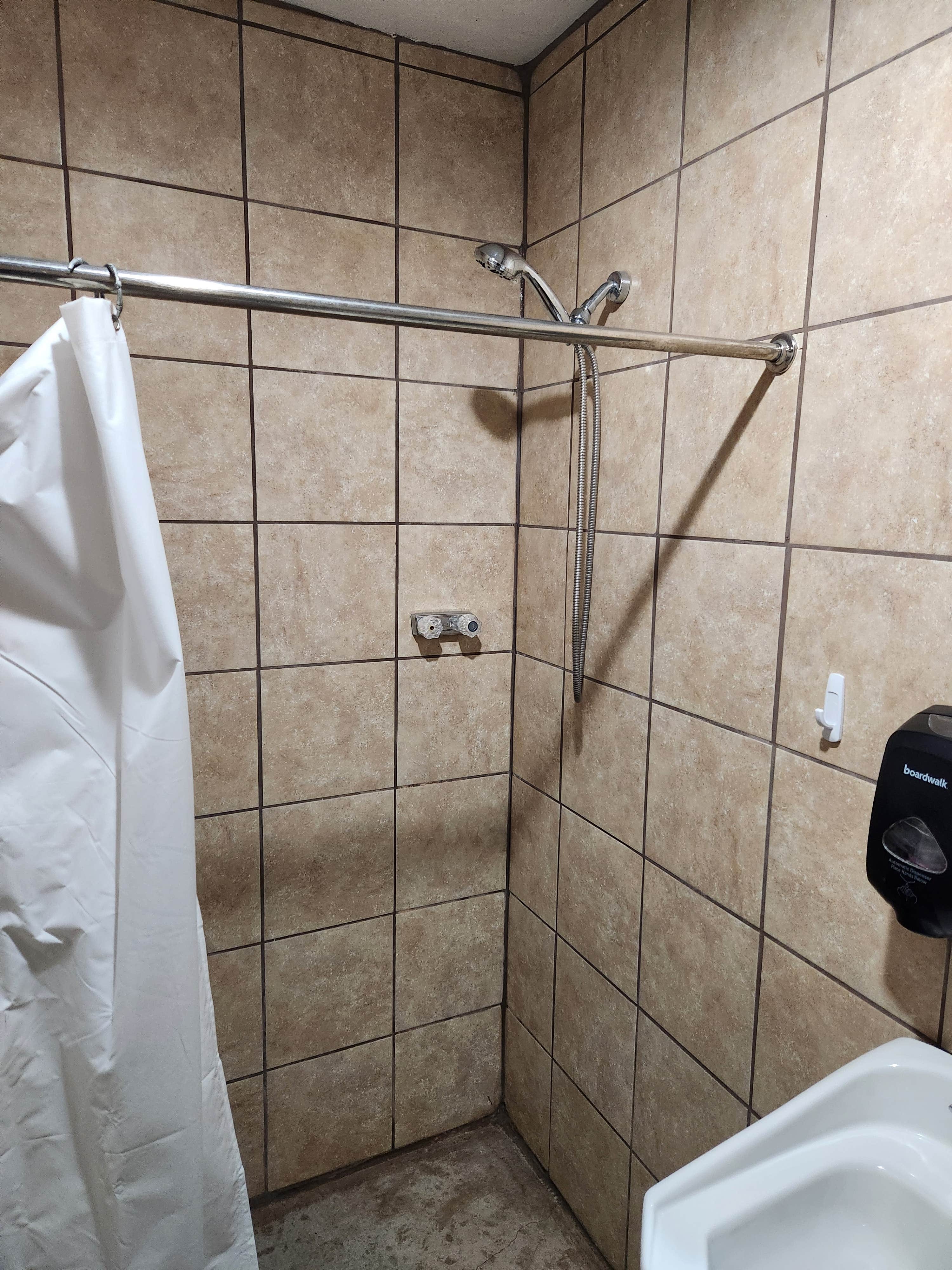 Camper submitted image from Big Guys Campground - 5