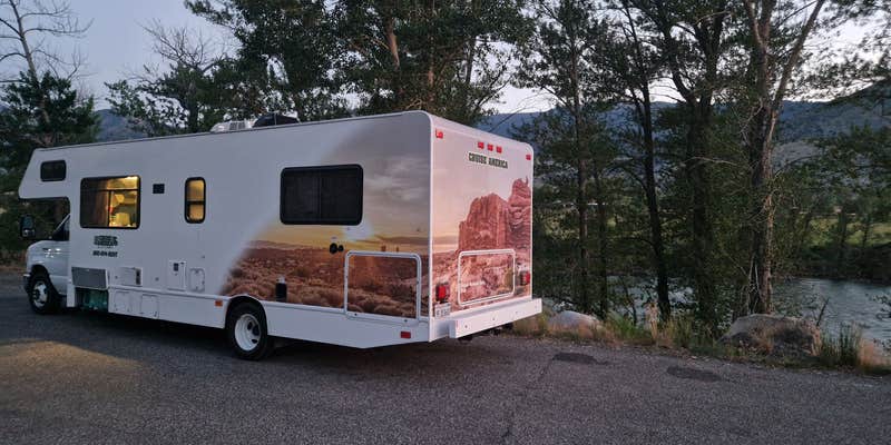 Camper submitted image from Boondocking Hwy 89 Yellowstone River, Gardiner