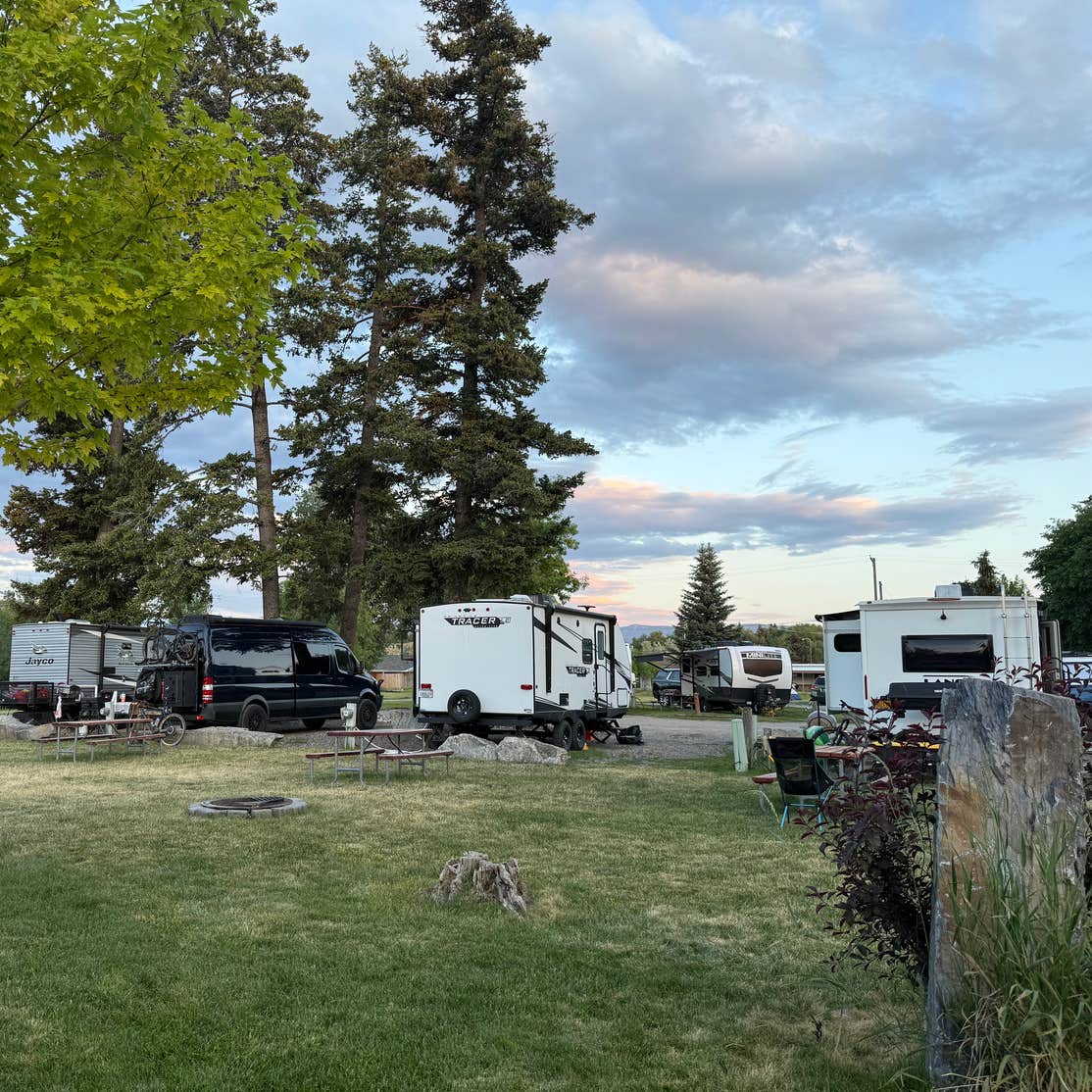 Bozeman Hot Spring Campground & RV Park | Gallatin Gateway, Montana