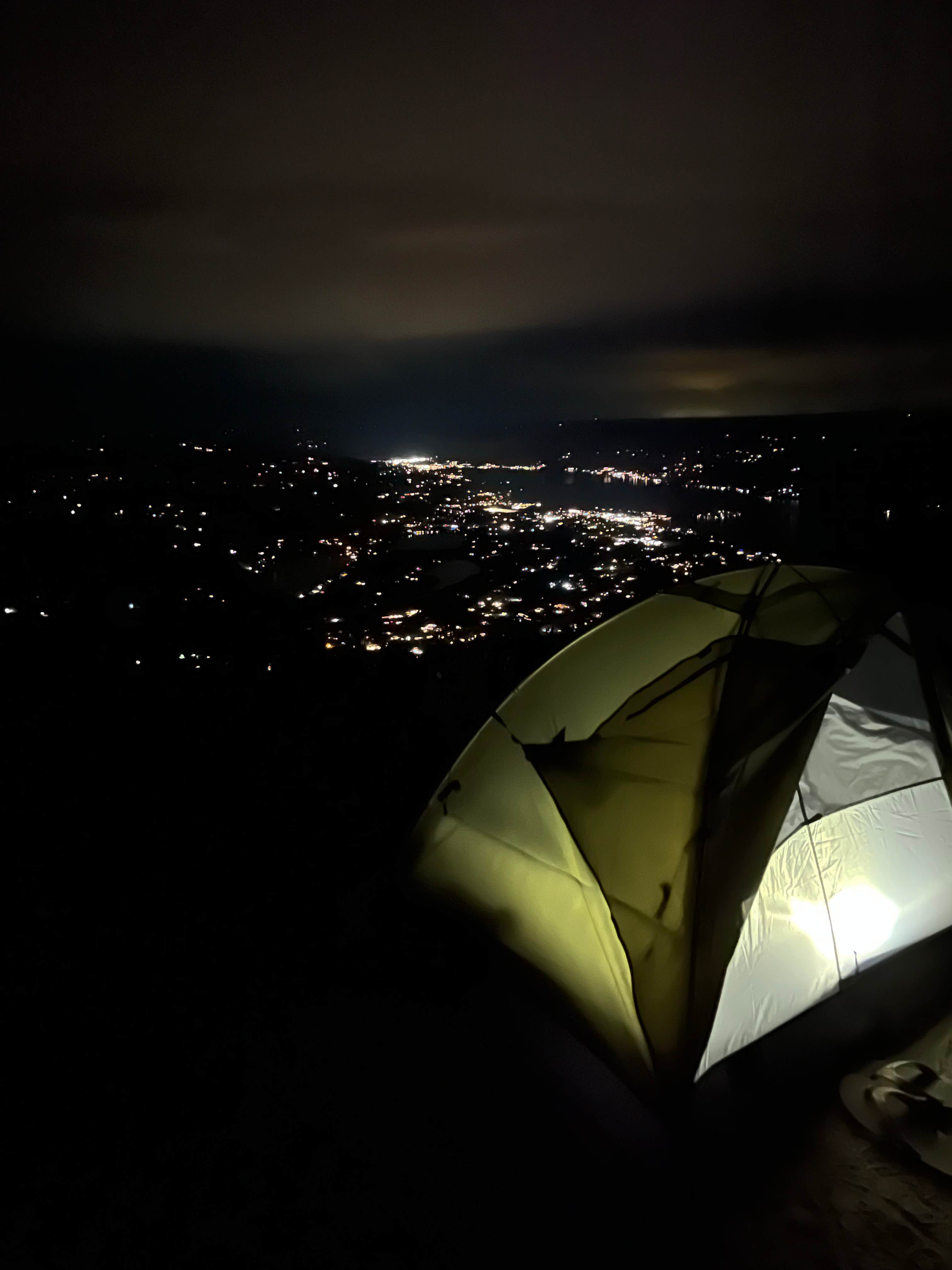 Camper submitted image from Chelan Lookout - NF 8410 Dispersed - 3