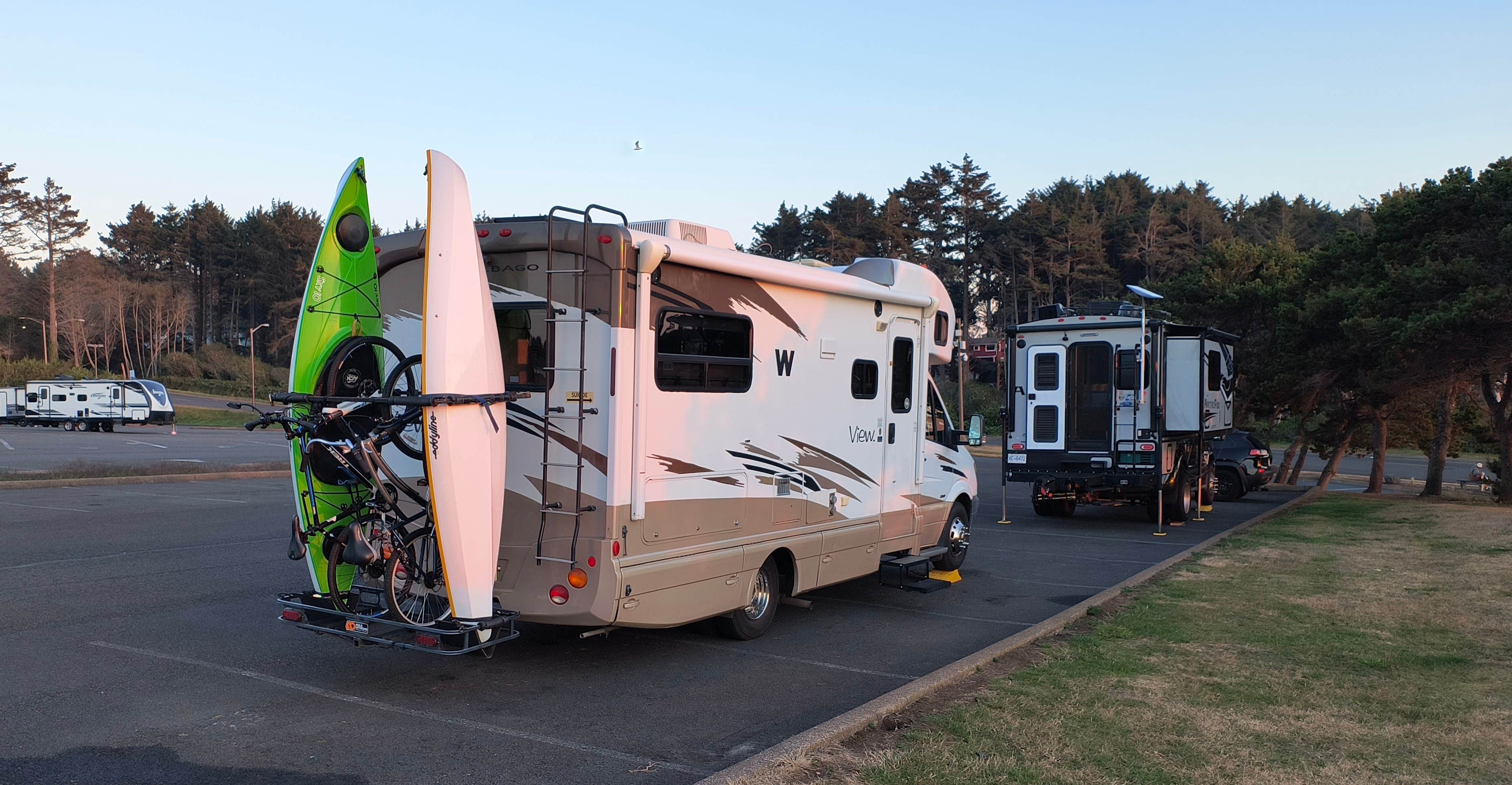 Chinook Winds RV Parking