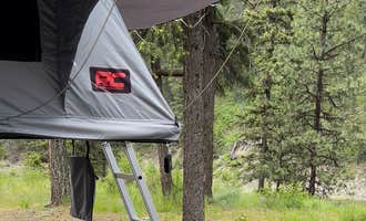 Camping near Superior Dispersed Site: Clark Fork River, Paradise, Montana